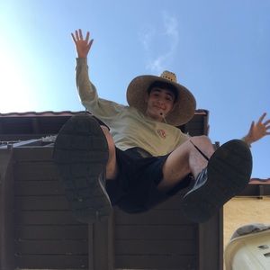 Meet your Posher, Eduardo